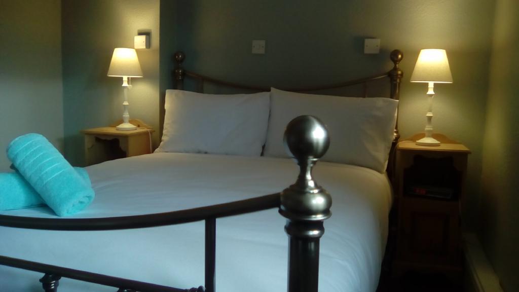 The Red Lion Inn Holmfirth Ruang foto