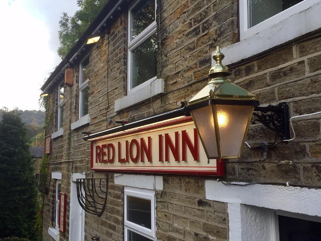 The Red Lion Inn Holmfirth Bagian luar foto